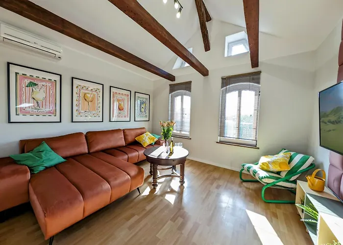Sunflower Park Apartment